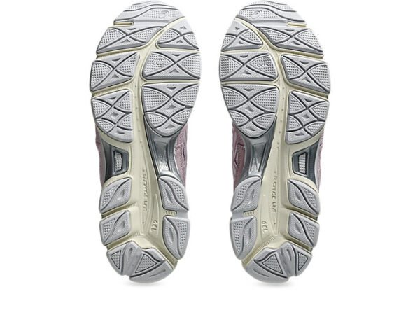 Asics Gel-Nyc arctic Cream/Rose Water - Image 7