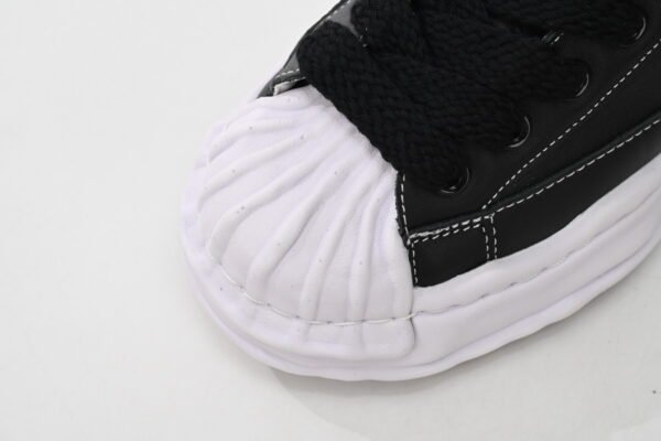 Mihara Yasuhiro White And Black And White Gold - Image 11