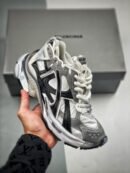 Balenciaga Runner 7.5