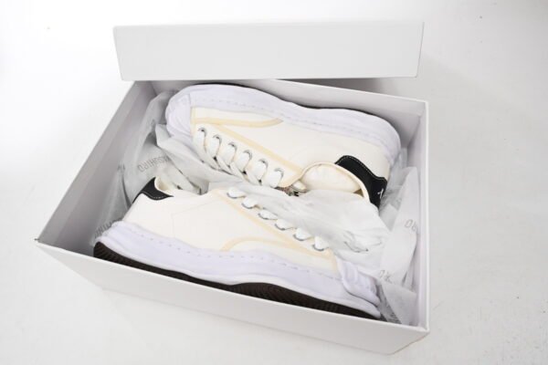 Mihara Yasuhiro White And White Yellow - Image 13