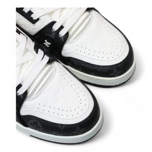 LV Trainer Sneaker White/Black - Image 5