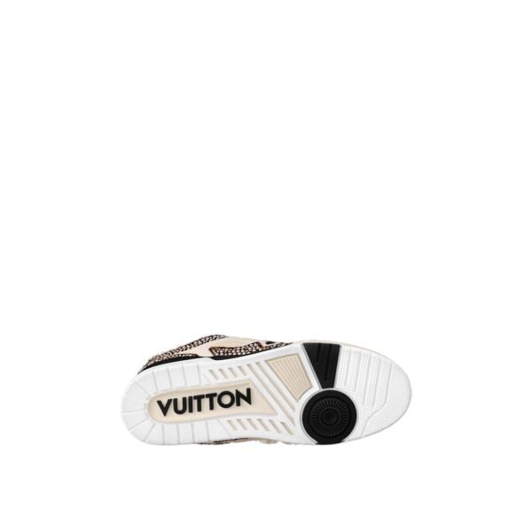LV Skate Sneaker Beige - Image 2
