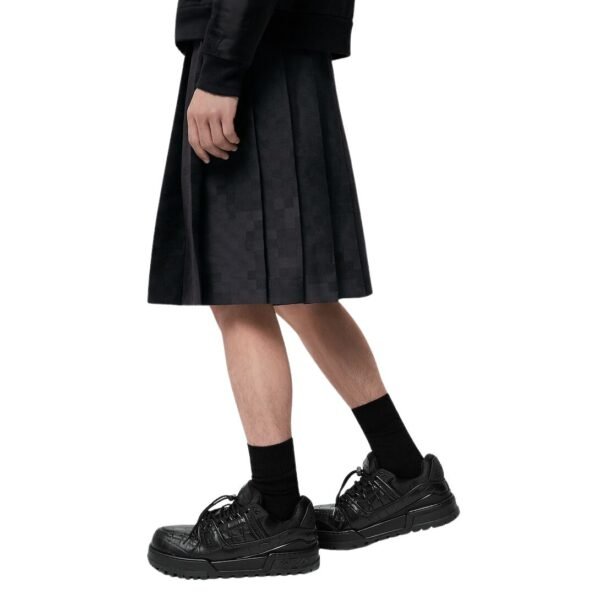 LV Trainer Maxi Sneaker Black - Image 4