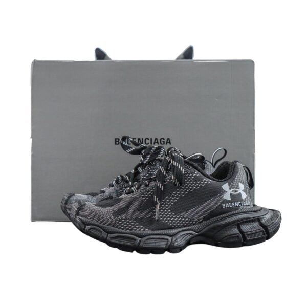 Under Armour X Balenciaga 3xl