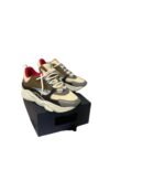 Dior B22 beige darkgrey