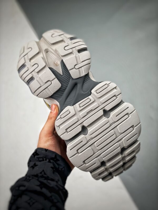 Balenciaga Cargo Grey - Image 5