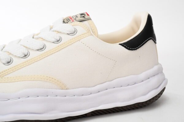 Mihara Yasuhiro White And White Yellow - Image 4