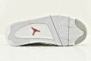 Air Jordan 4 „White Oreo“