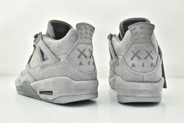 Air Jordan 4 „Kaws“ - Image 6