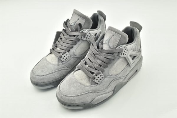 Air Jordan 4 „Kaws“ - Image 9