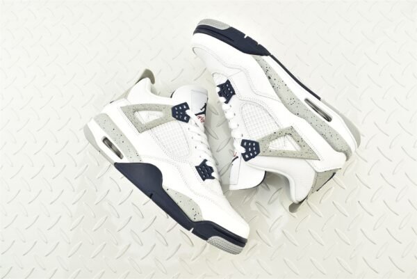 Air Jordan 4 “Midnight Navy” - Image 2